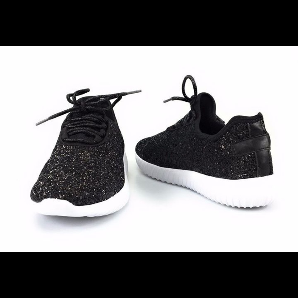 🔥Black Glitter sneakers forever link
